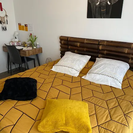 Homestay La Croisee D Avec Sanitaires Partages Guereins